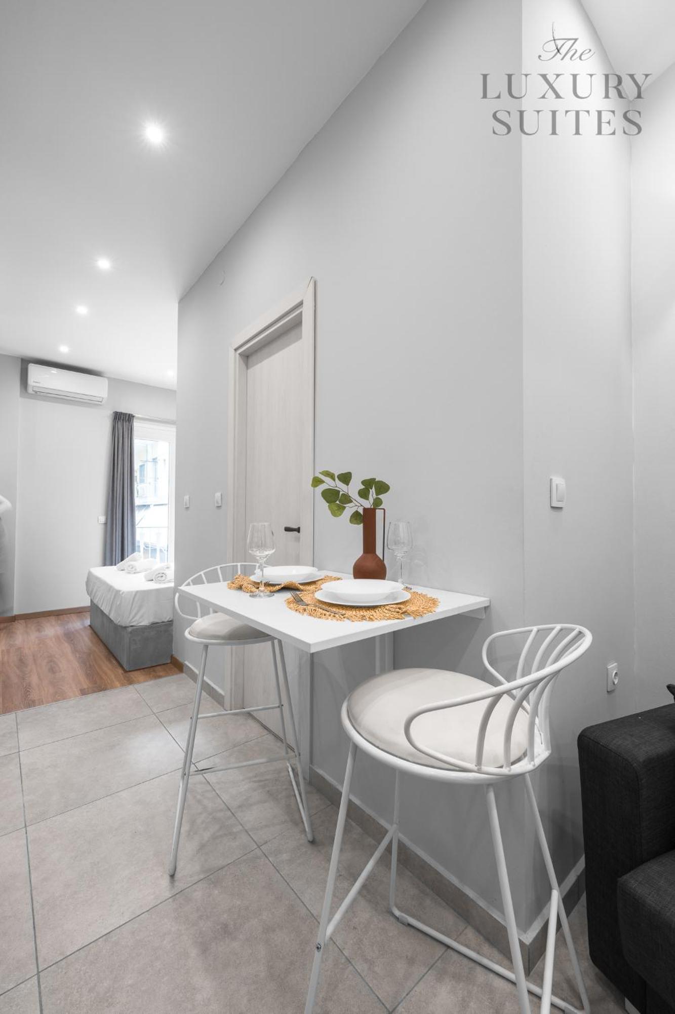 Mavili, The Luxury Suites Thessaloníki Luaran gambar