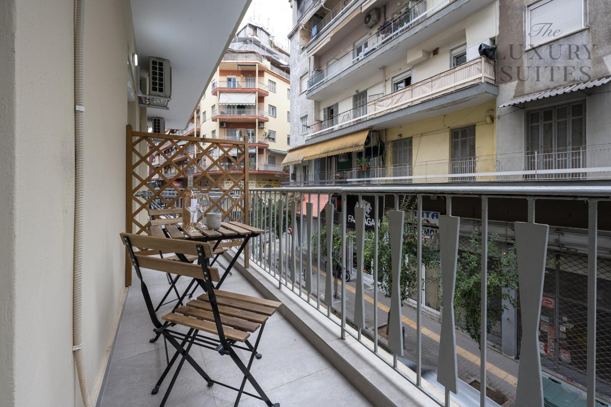 Mavili, The Luxury Suites Thessaloníki Luaran gambar